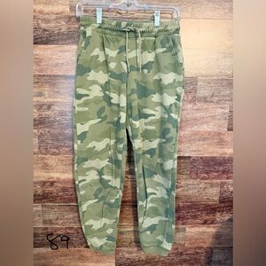Old Navy, Camo Joggers, Size XS
#0089